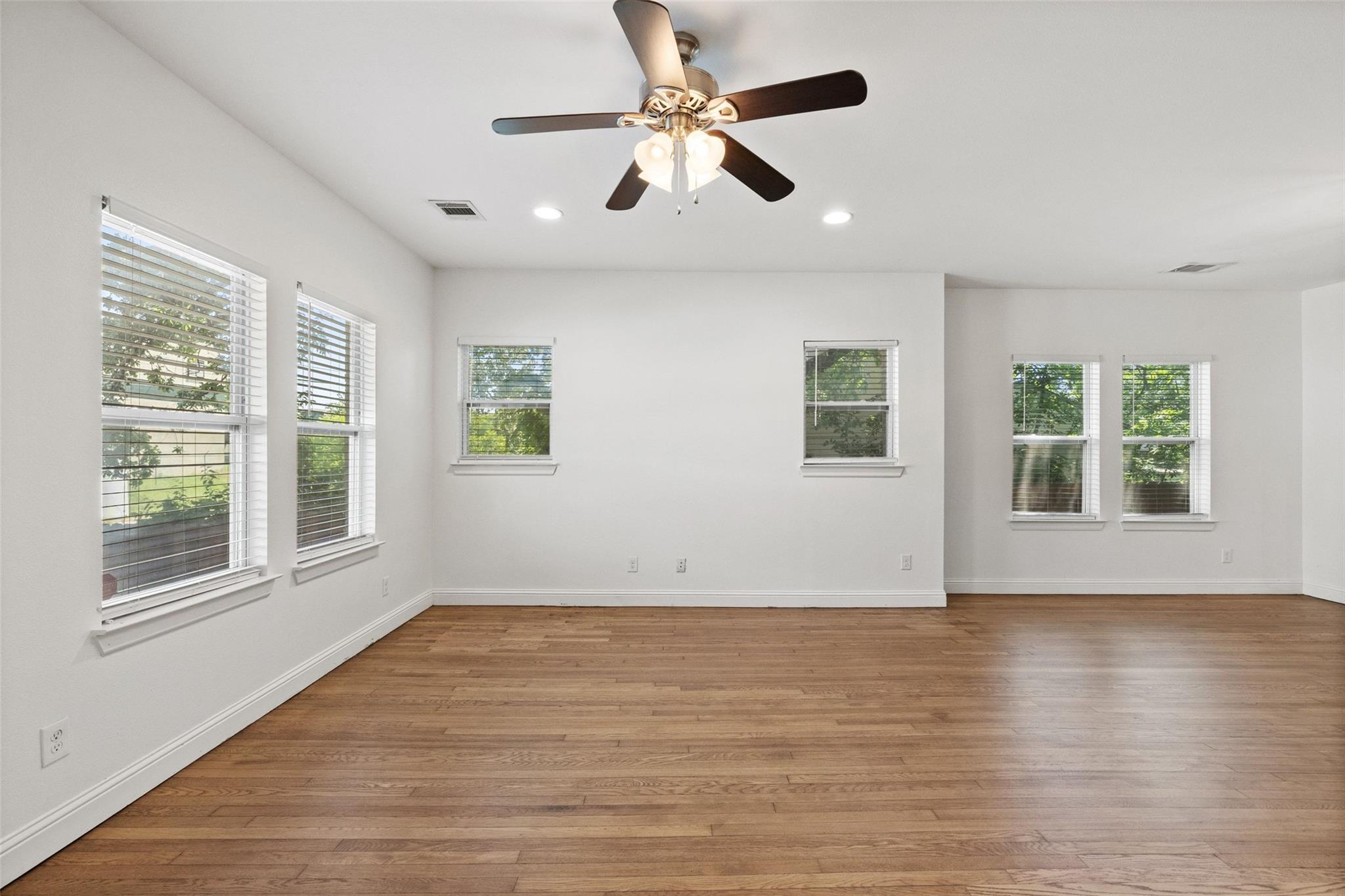 3203 E 18th ST, Austin TX 78721
