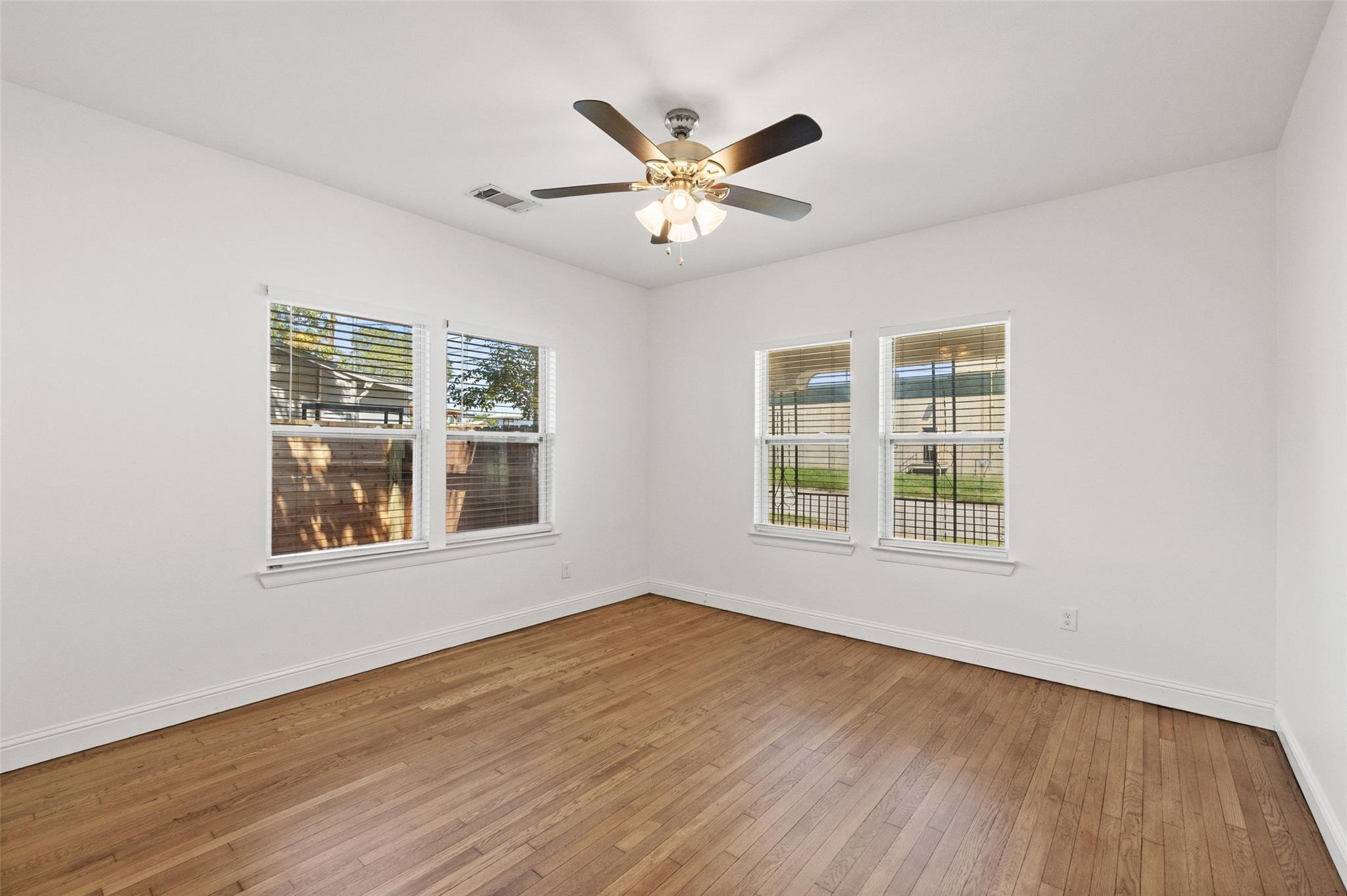 3203 E 18th ST, Austin TX 78721