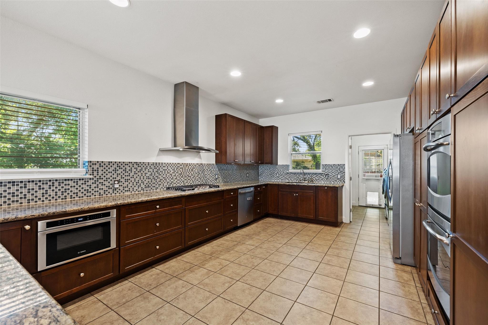 3203 E 18th ST, Austin TX 78721