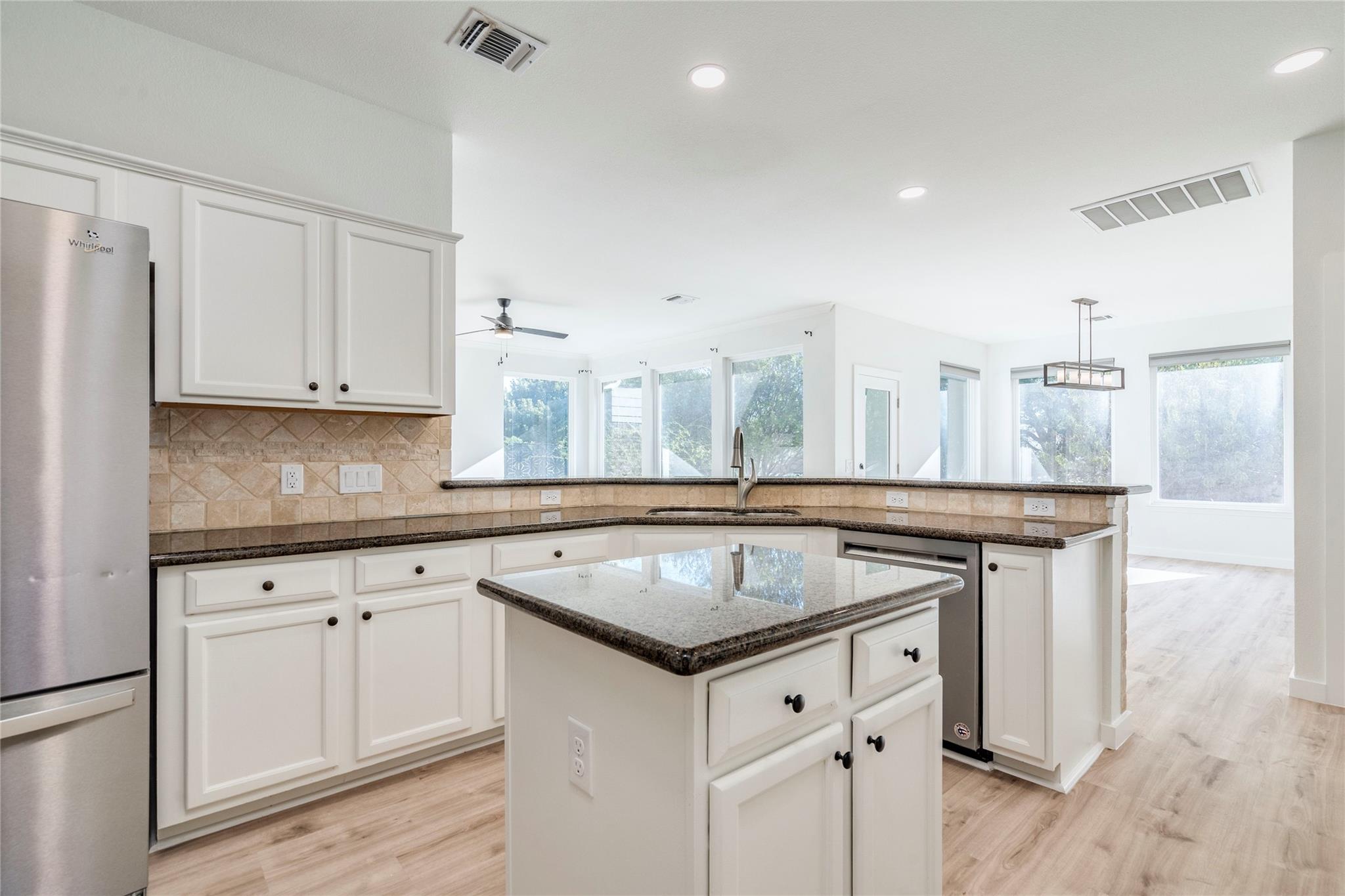 3315 Santee DR, Austin TX 78738