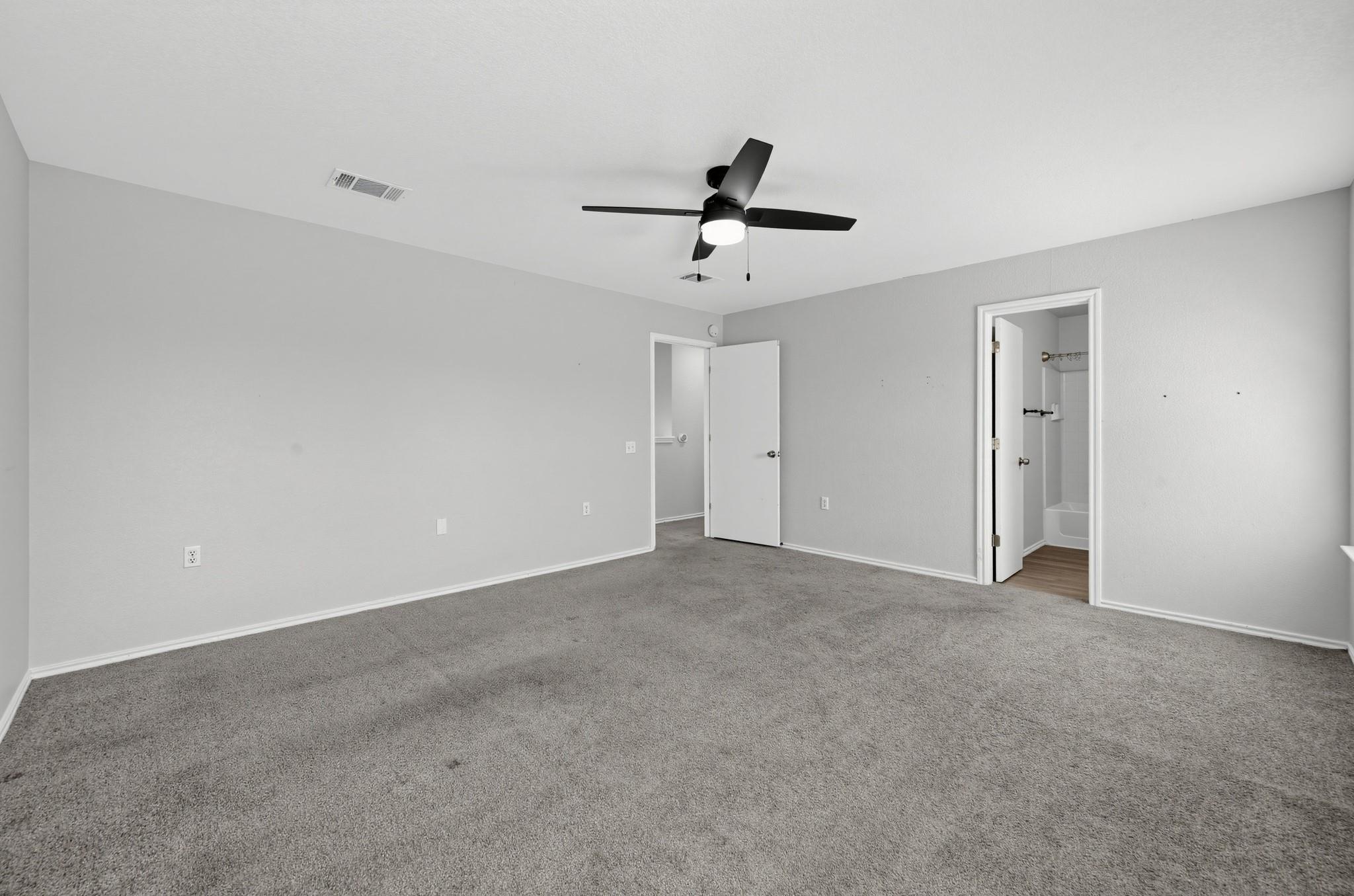 7433 Aspen Brook DR, Austin TX 78744