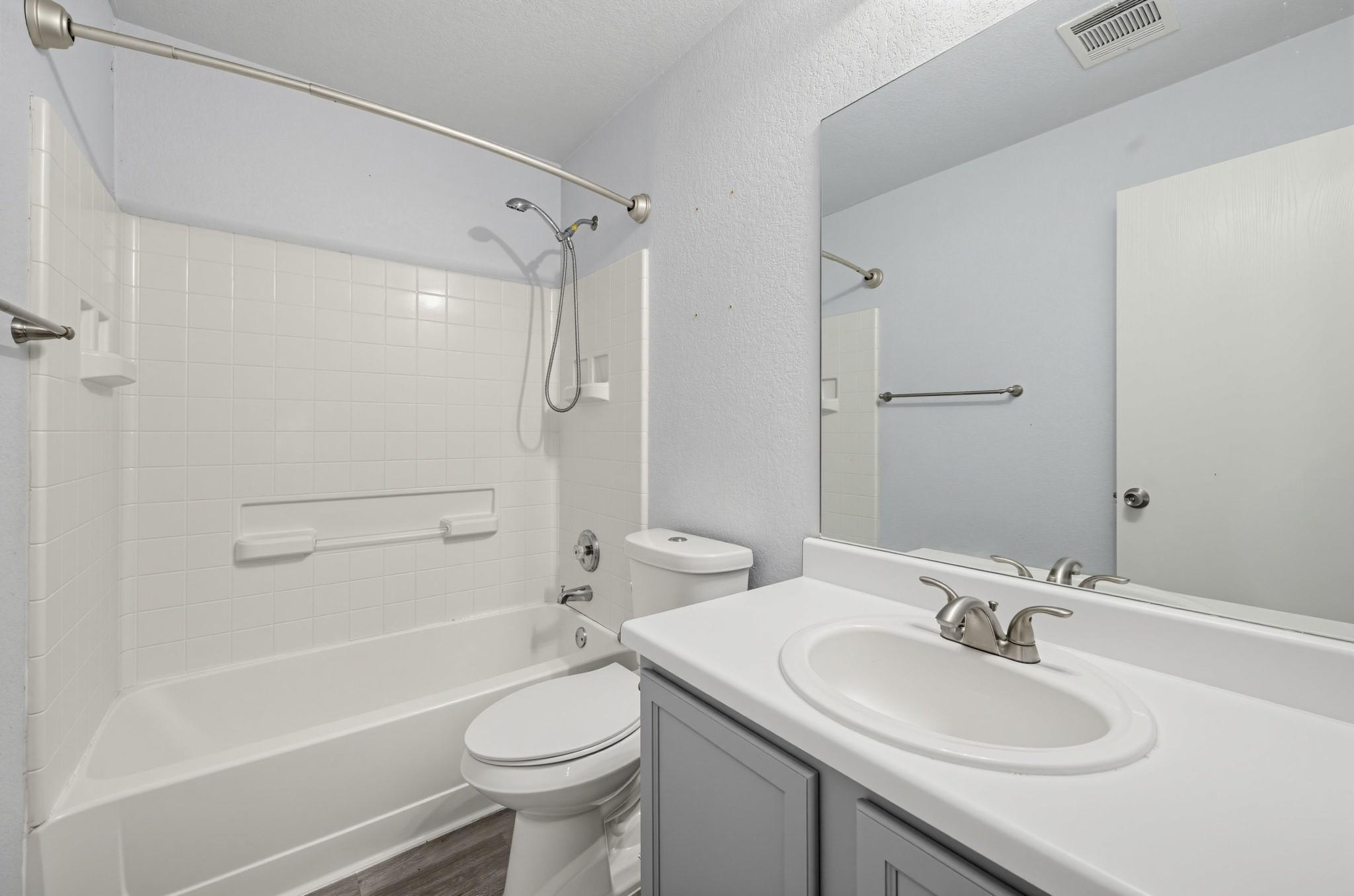 7433 Aspen Brook DR, Austin TX 78744