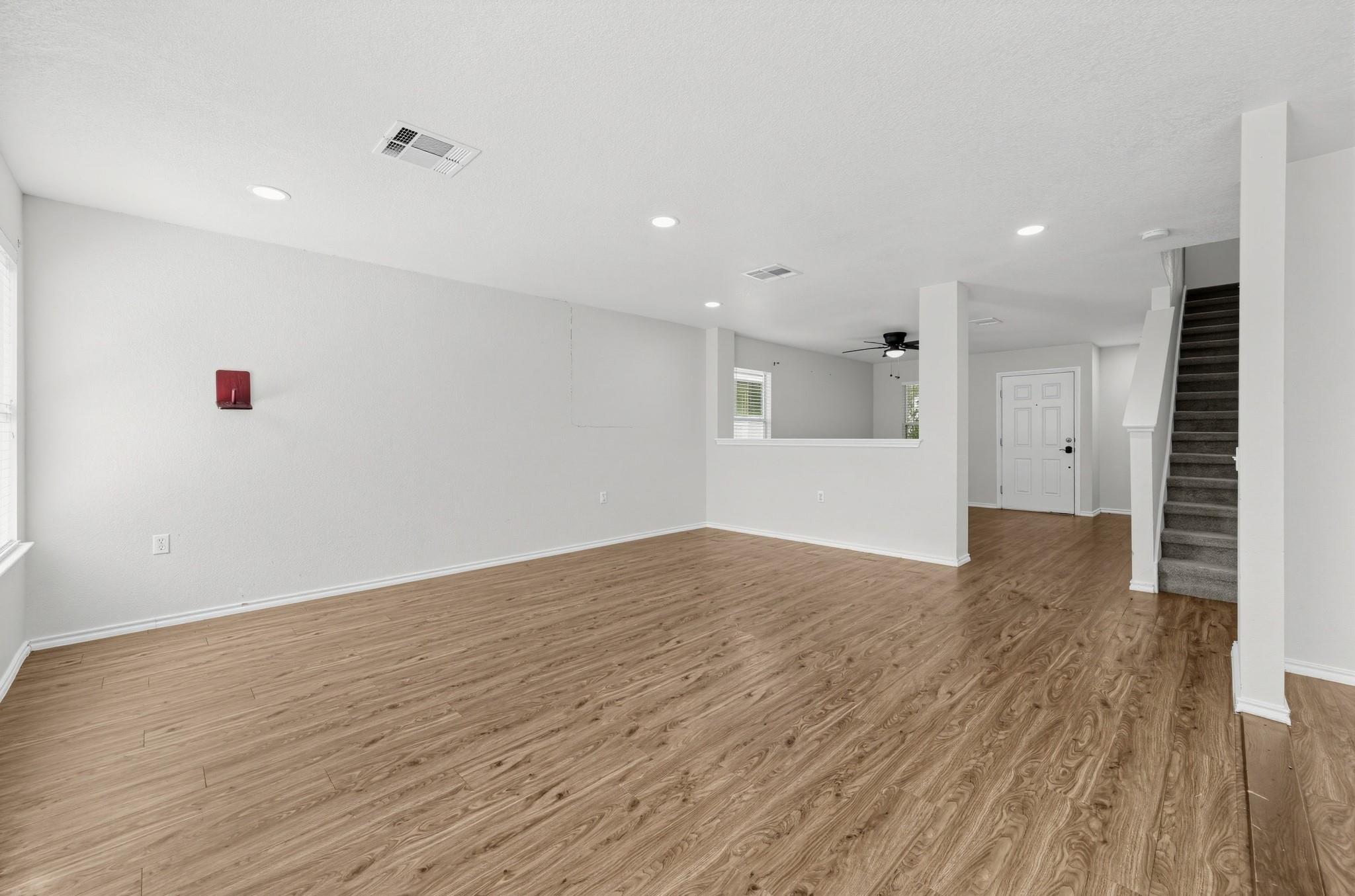 7433 Aspen Brook DR, Austin TX 78744