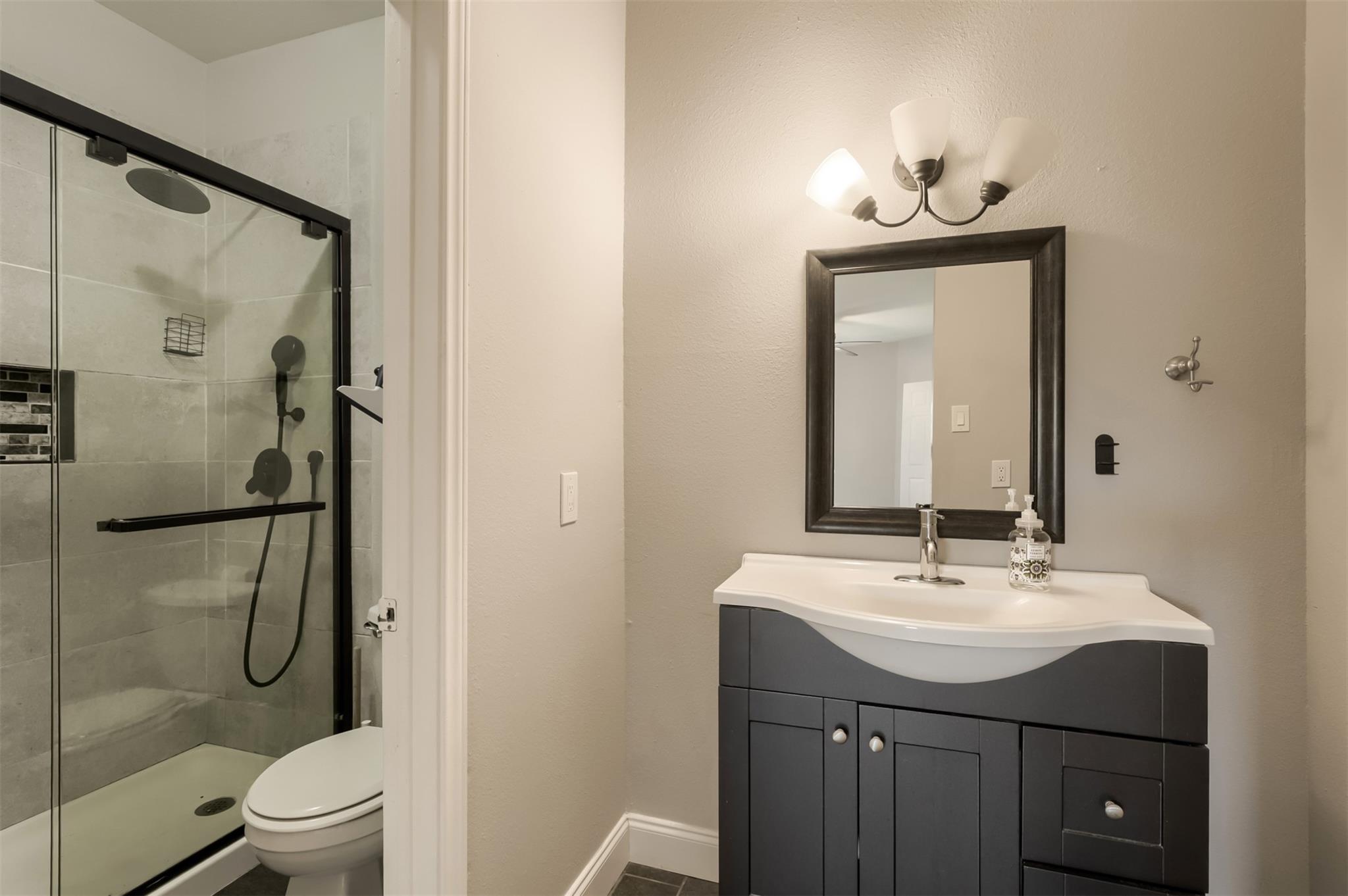 12166 Metric BLVD # 281, Austin TX 78758