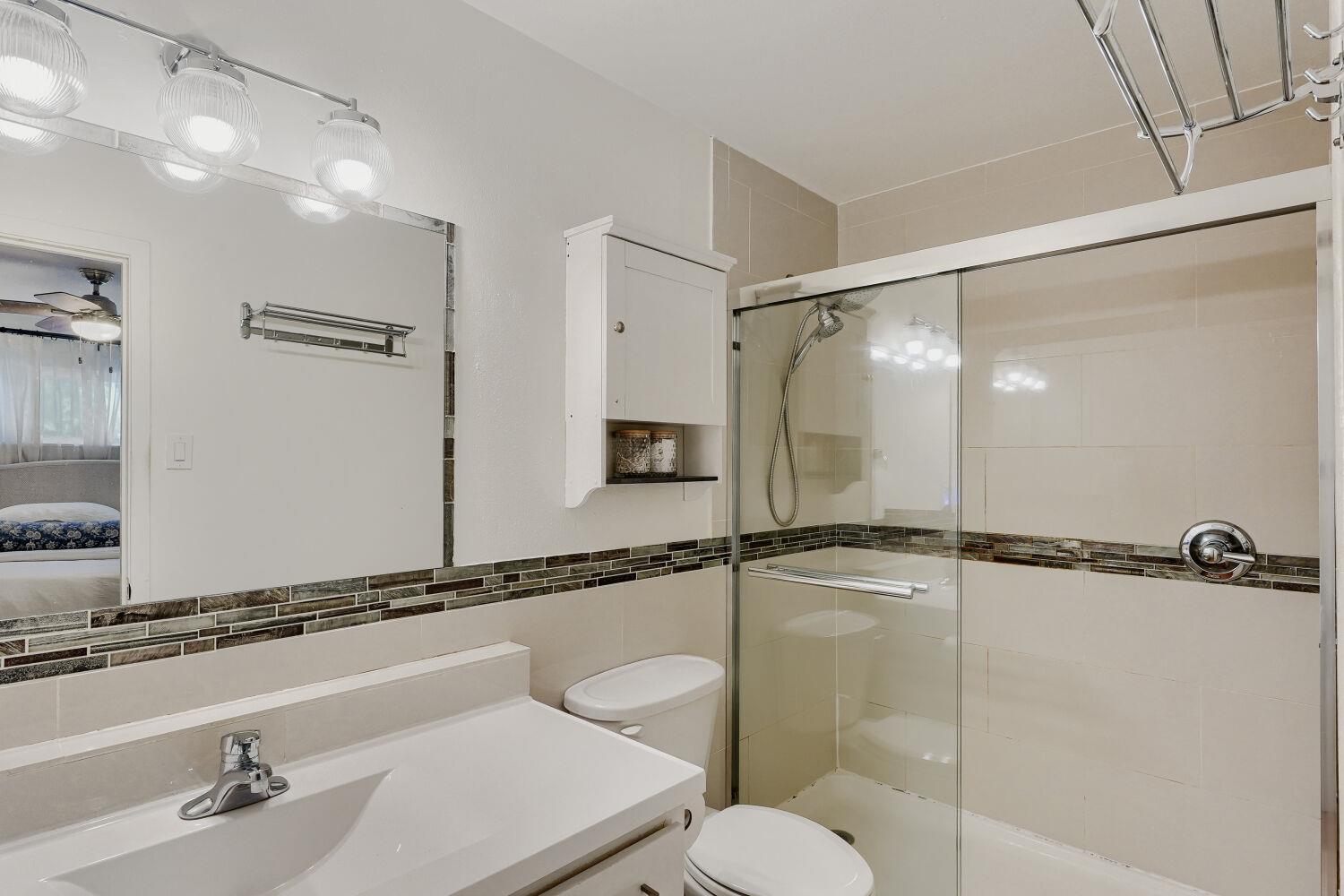 2303 East Side DR # 210, Austin TX 78704