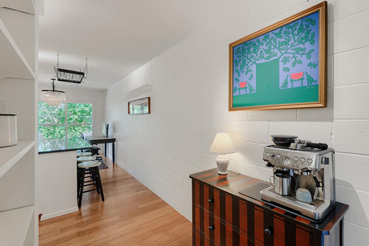 2303 East Side DR # 210, Austin TX 78704