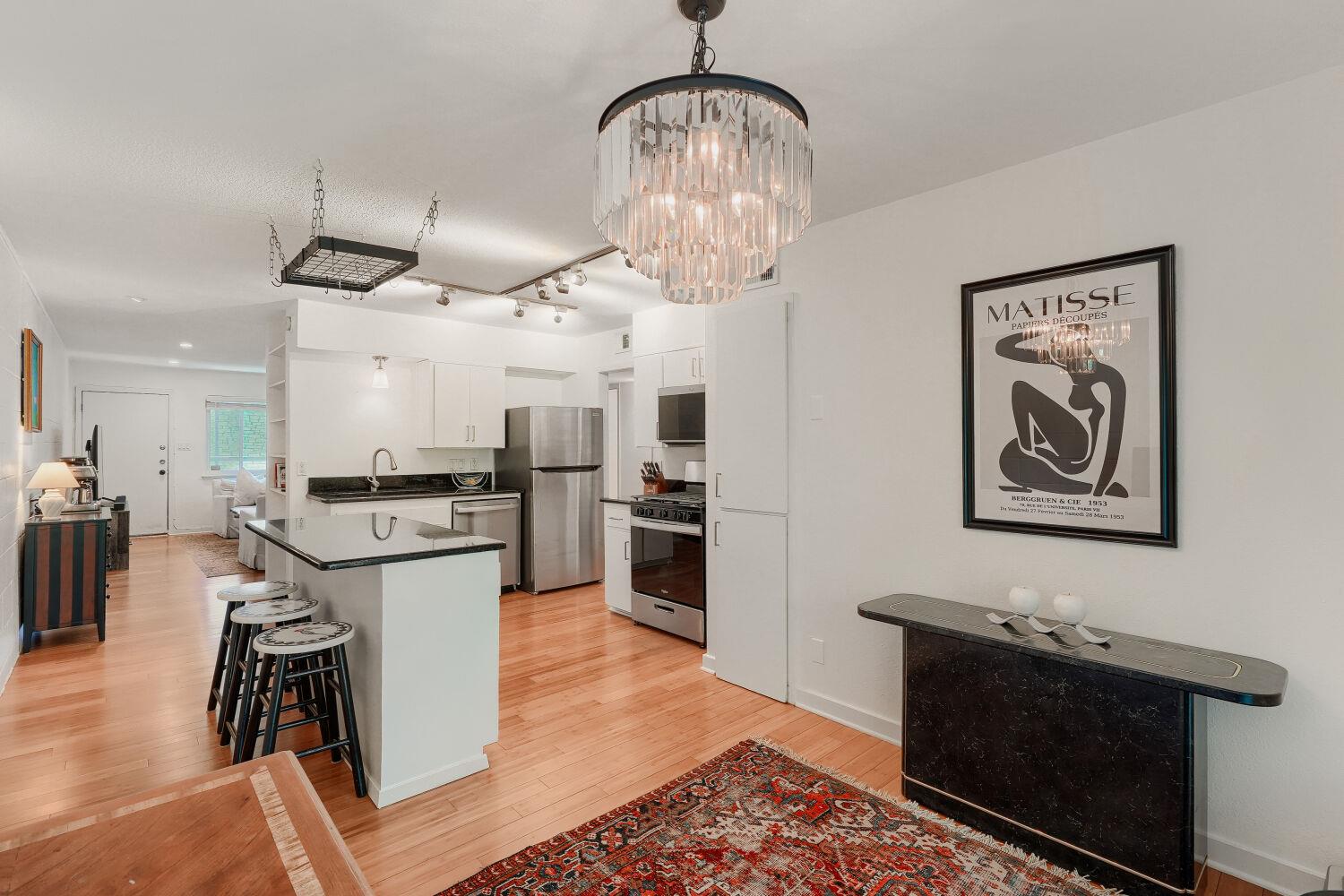 2303 East Side DR # 210, Austin TX 78704
