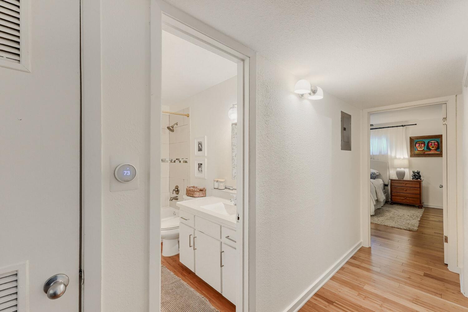 2303 East Side DR # 210, Austin TX 78704