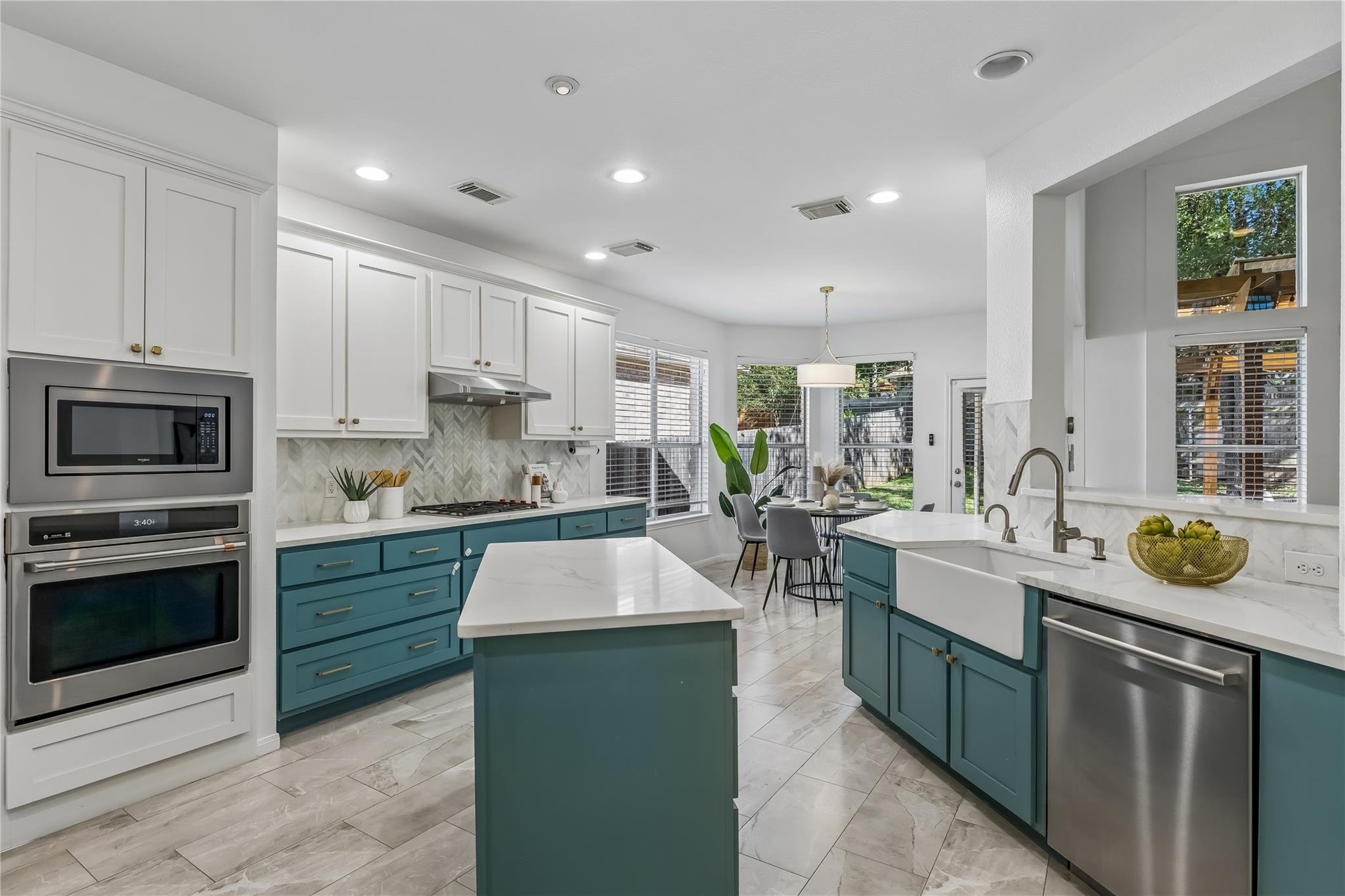 10701 Natick LN, Austin TX 78739
