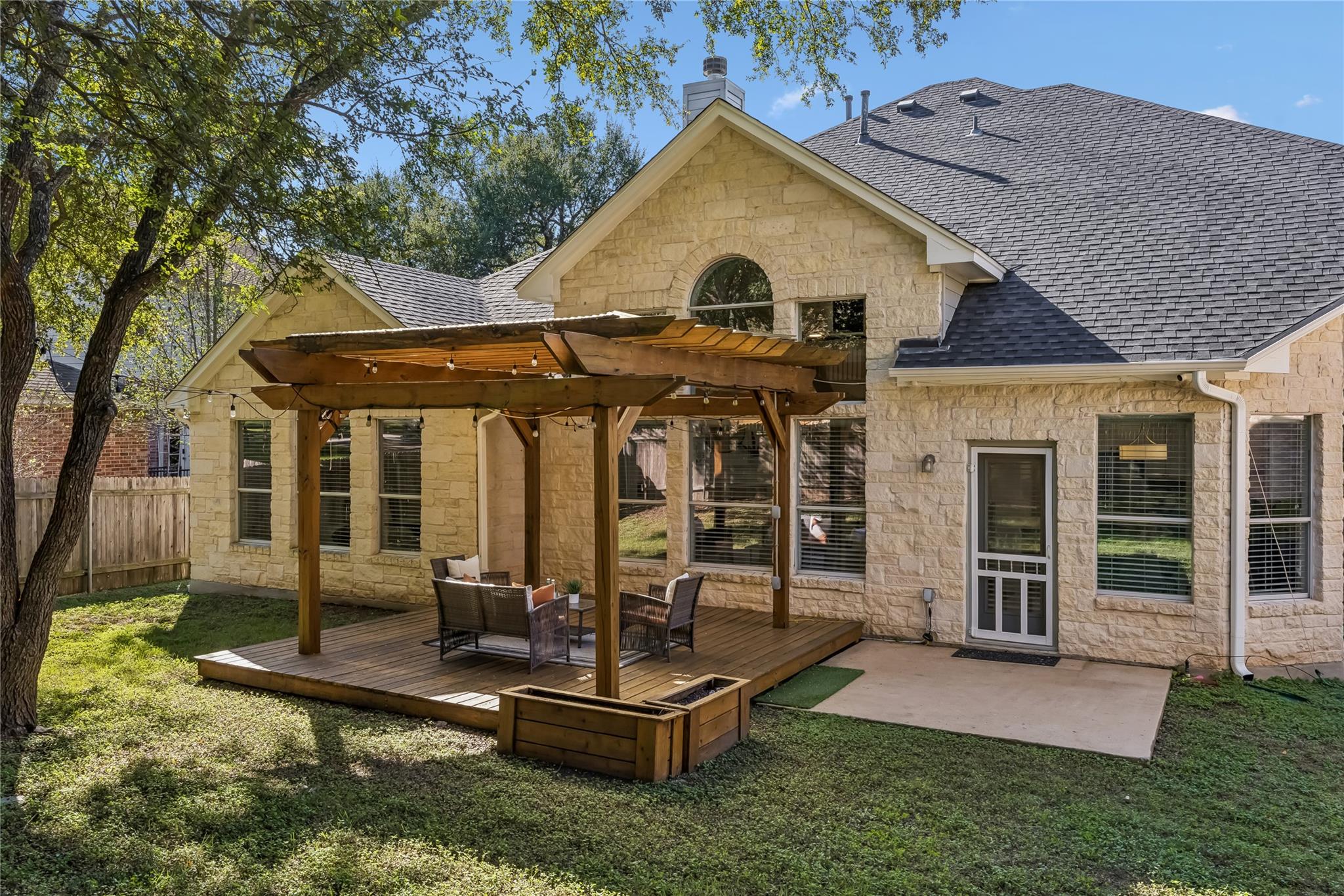 10701 Natick LN, Austin TX 78739