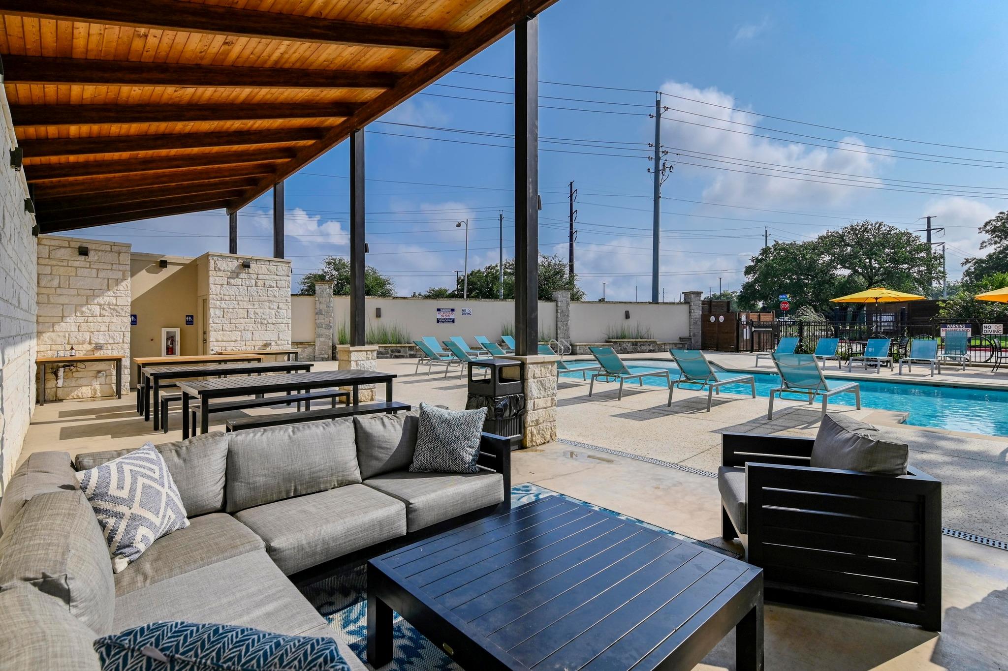 13805 Zink BND, Austin TX 78717