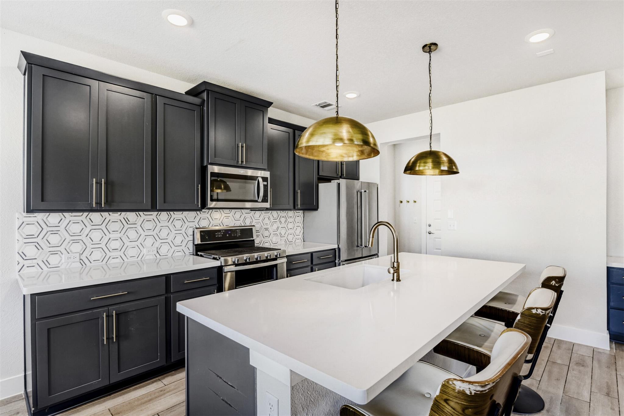 8602 Cottage Rose DR, Austin TX 78744