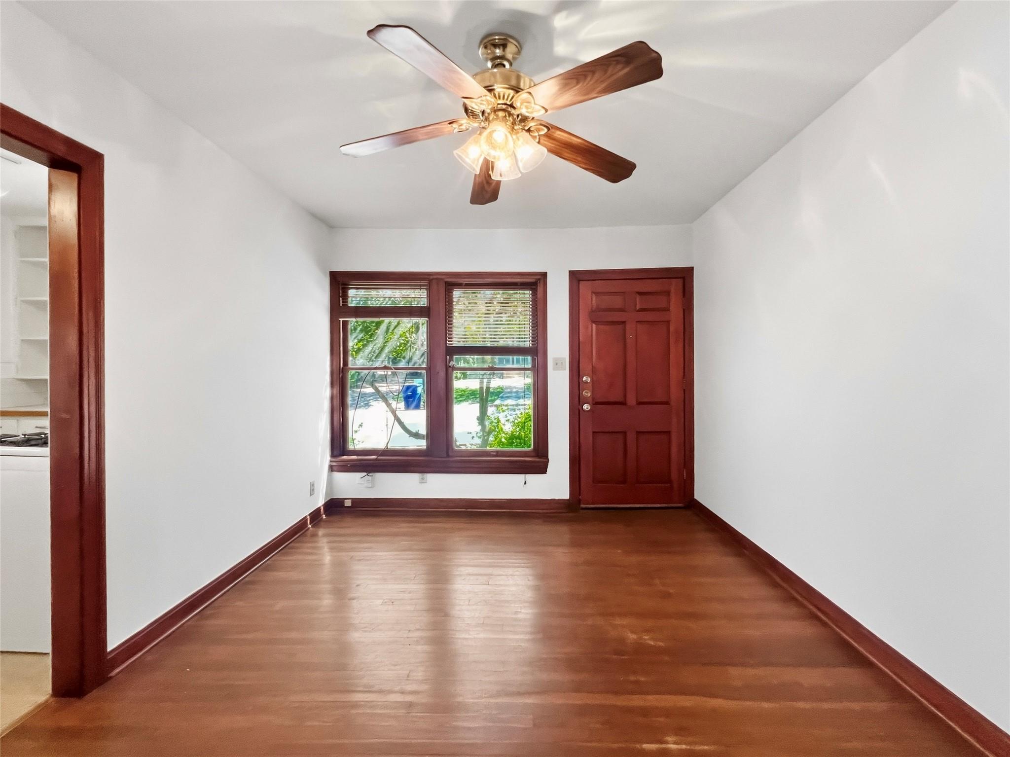1402 Hillside Ave, Austin TX 78704
