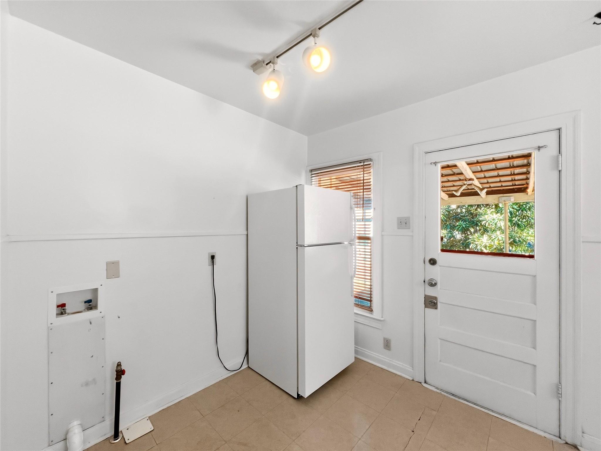 1402 Hillside Ave, Austin TX 78704