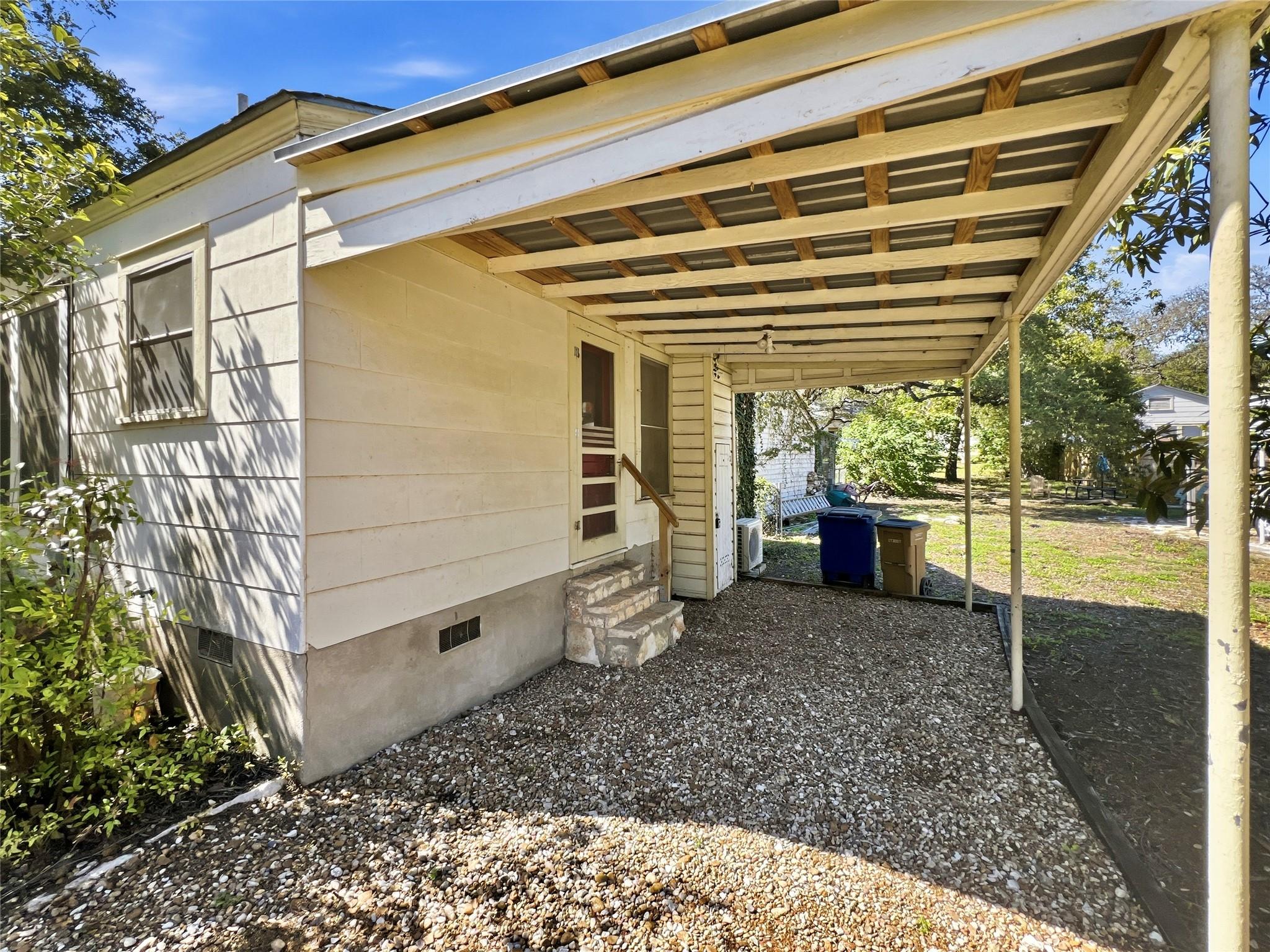 1402 Hillside Ave, Austin TX 78704