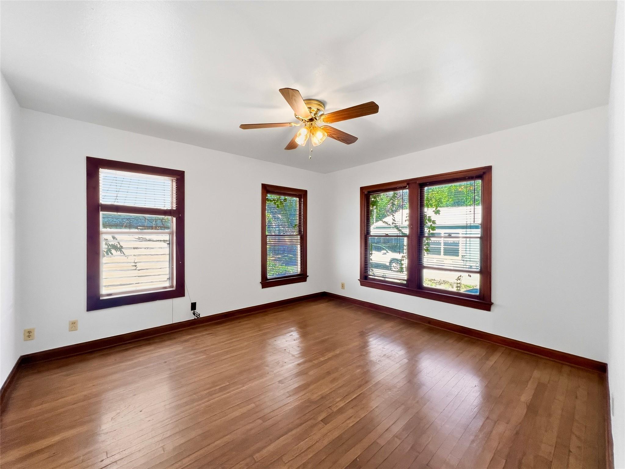 1402 Hillside Ave, Austin TX 78704