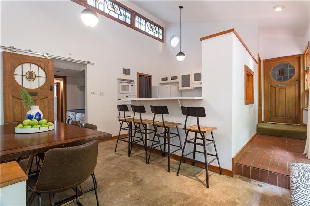 2011 Alameda DR, Austin TX 78704