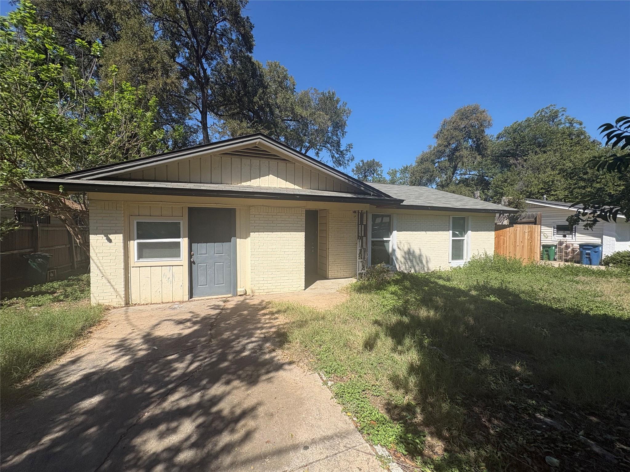 6220 Thurgood Ave, Austin TX 78721