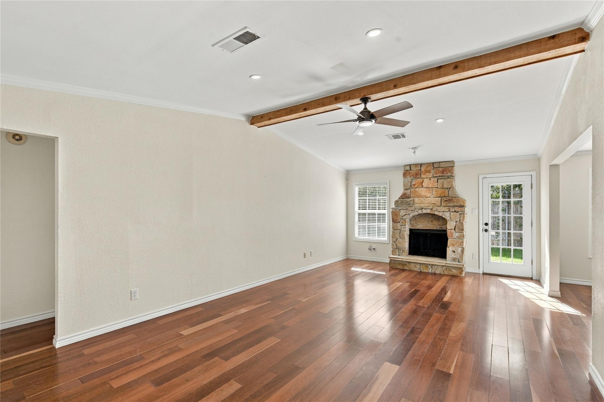 7700 Banpass LN, Austin TX 78736
