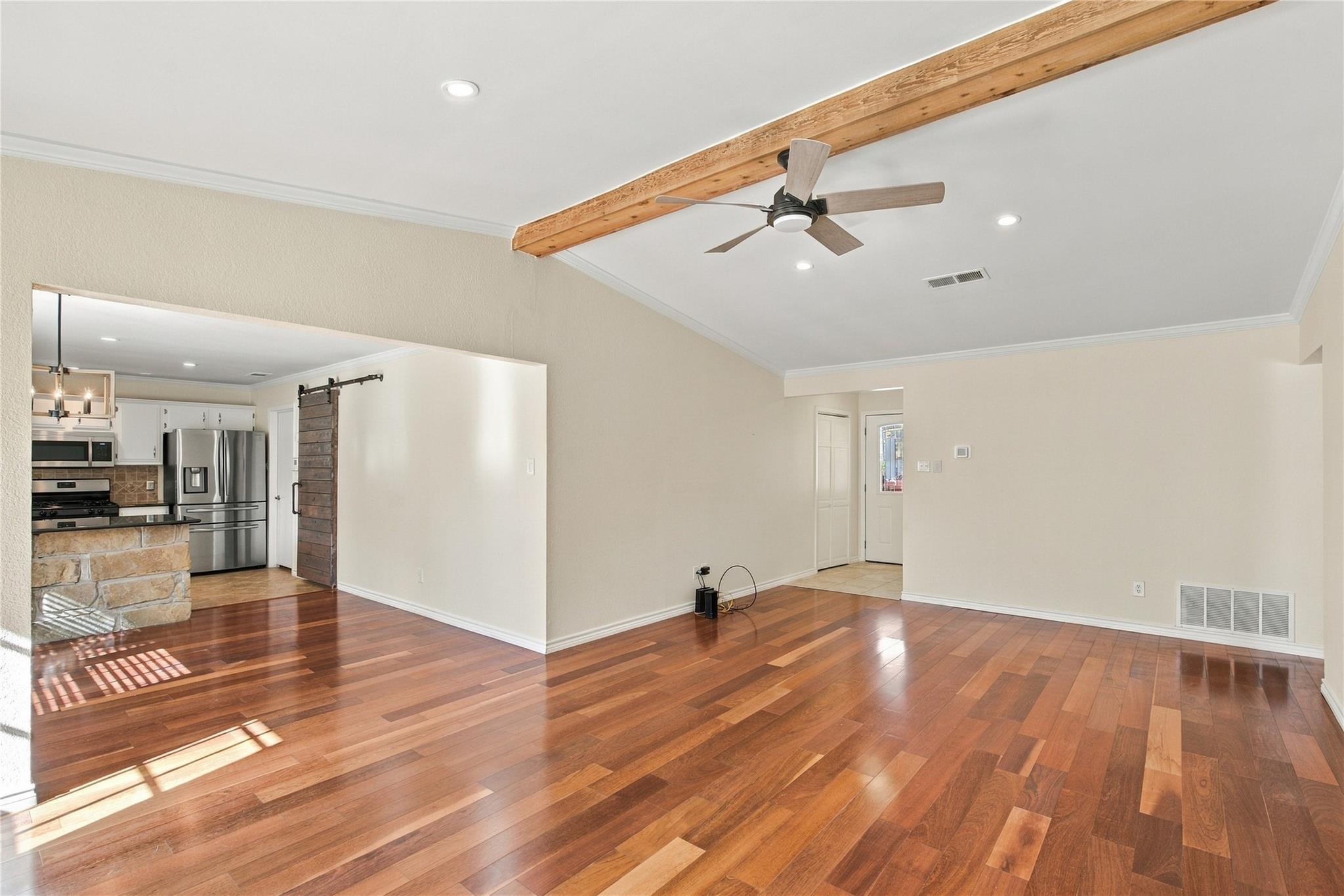 7700 Banpass LN, Austin TX 78736
