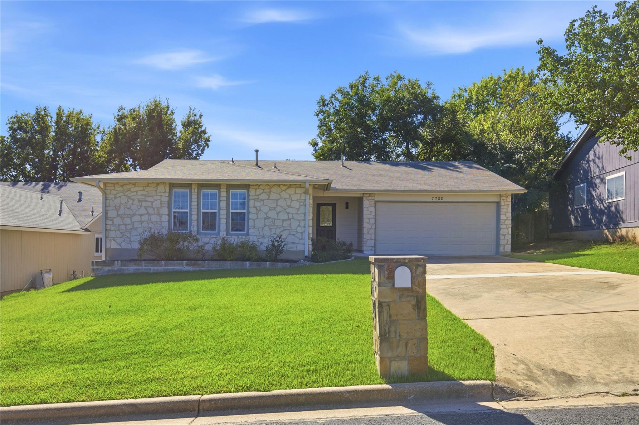 7700 Banpass LN, Austin TX 78736