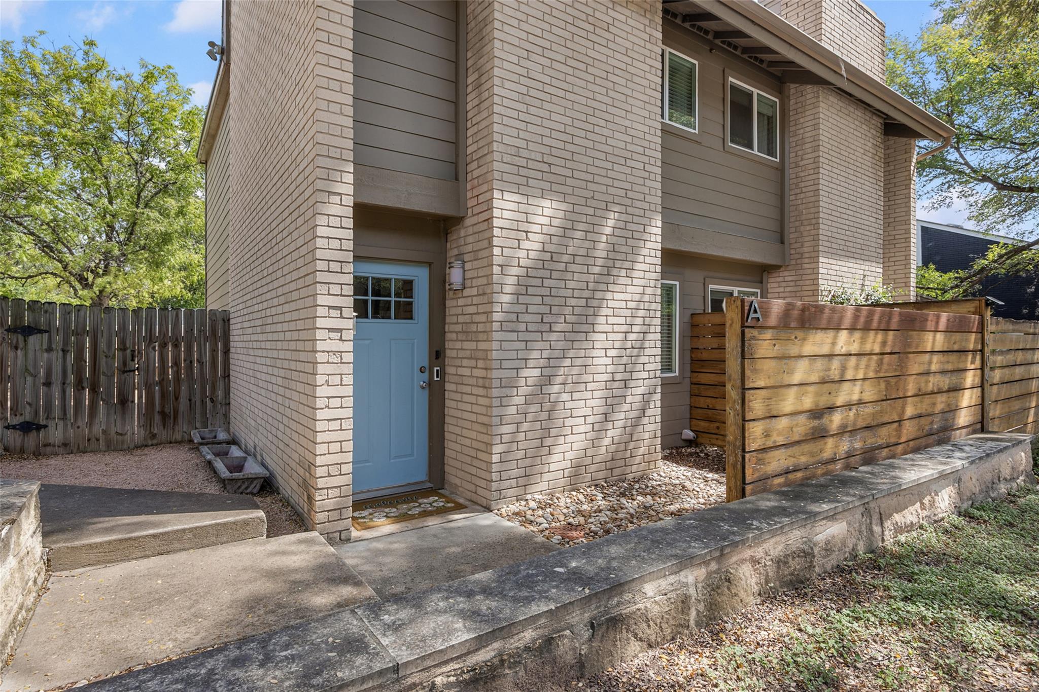 1404 Southport DR # A, Austin TX 78704