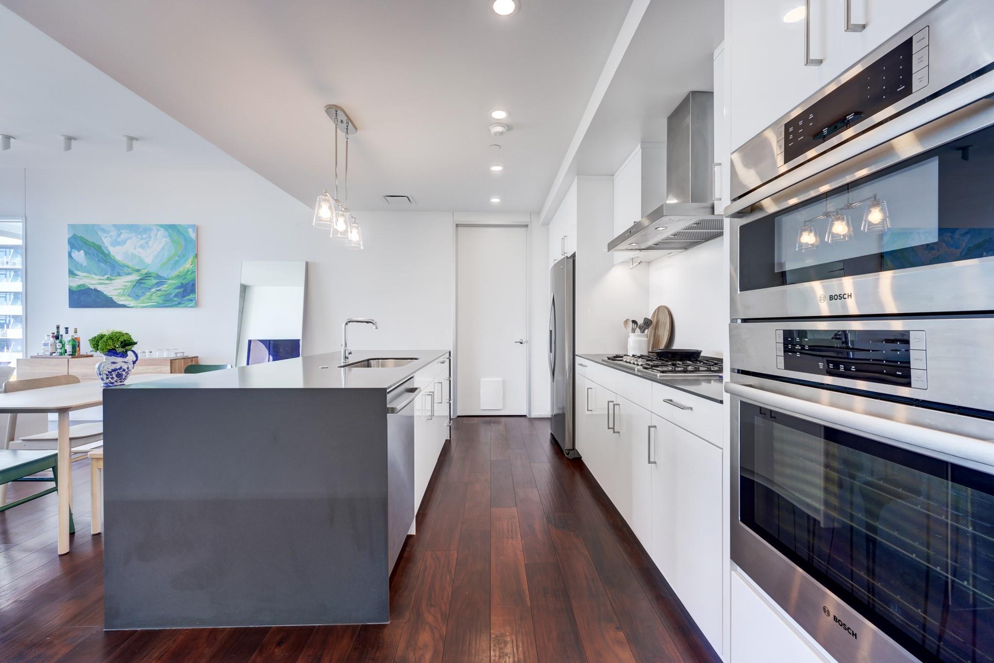 301 West Ave # 1307, Austin TX 78701