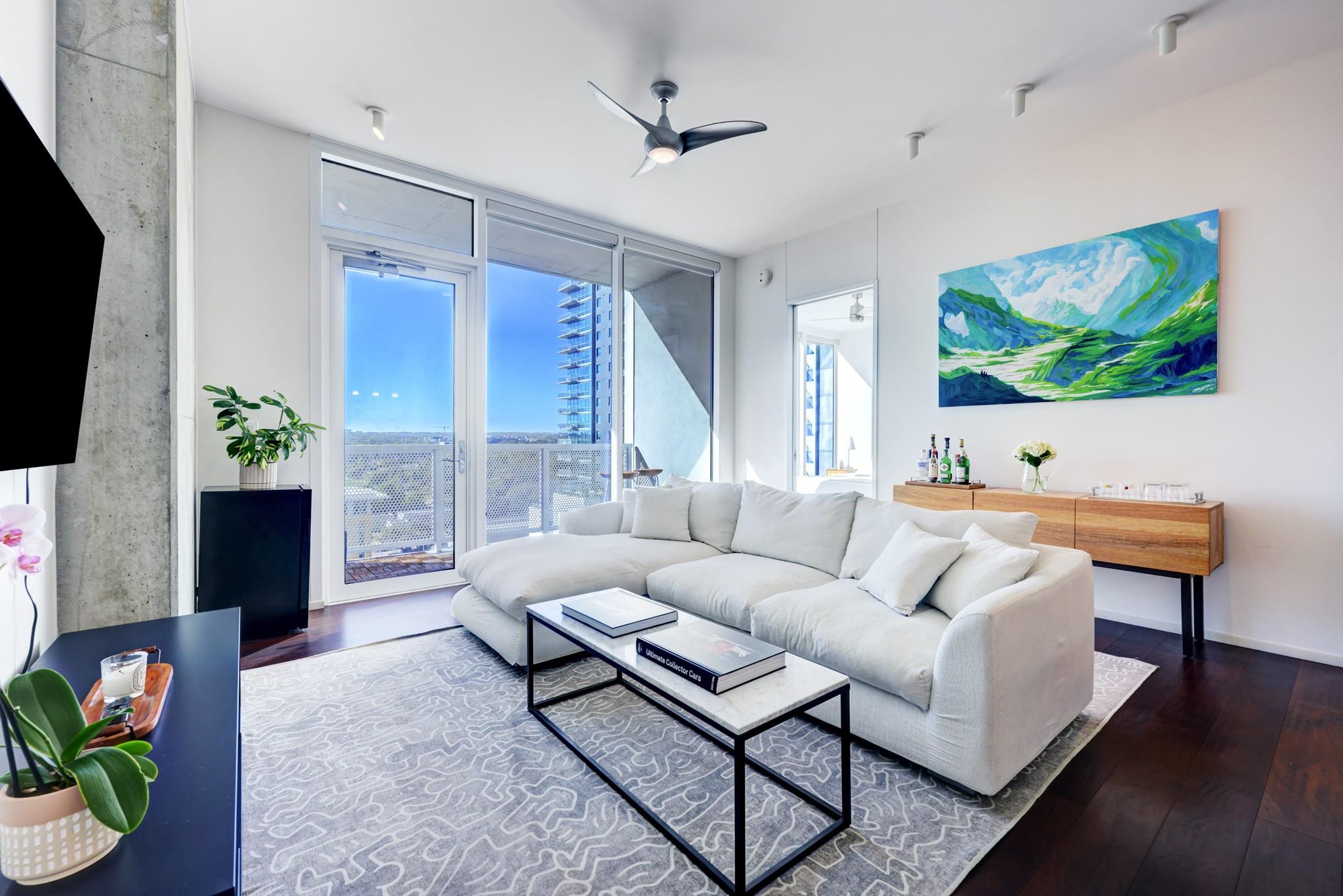 301 West Ave # 1307, Austin TX 78701