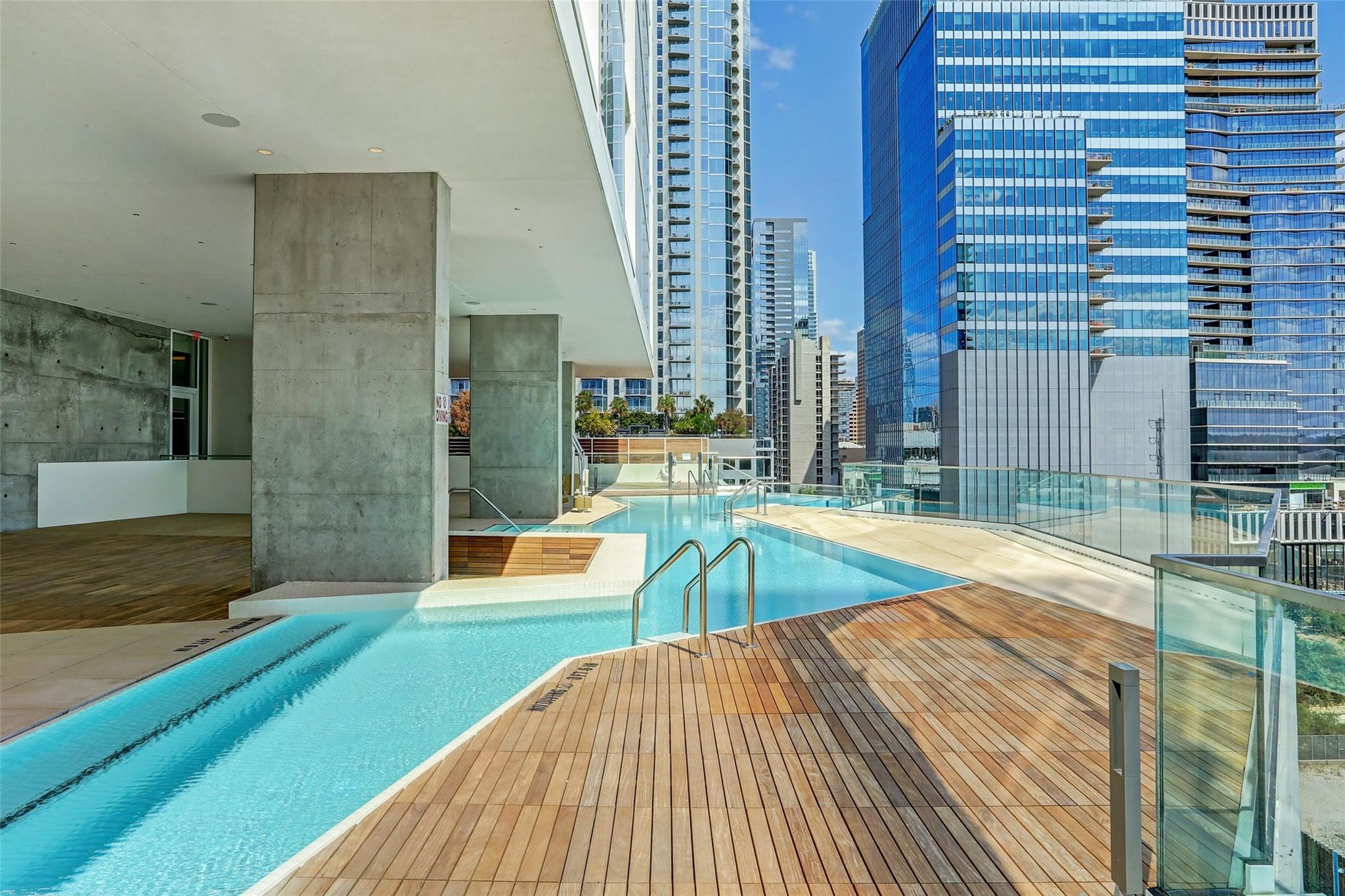301 West Ave # 1307, Austin TX 78701