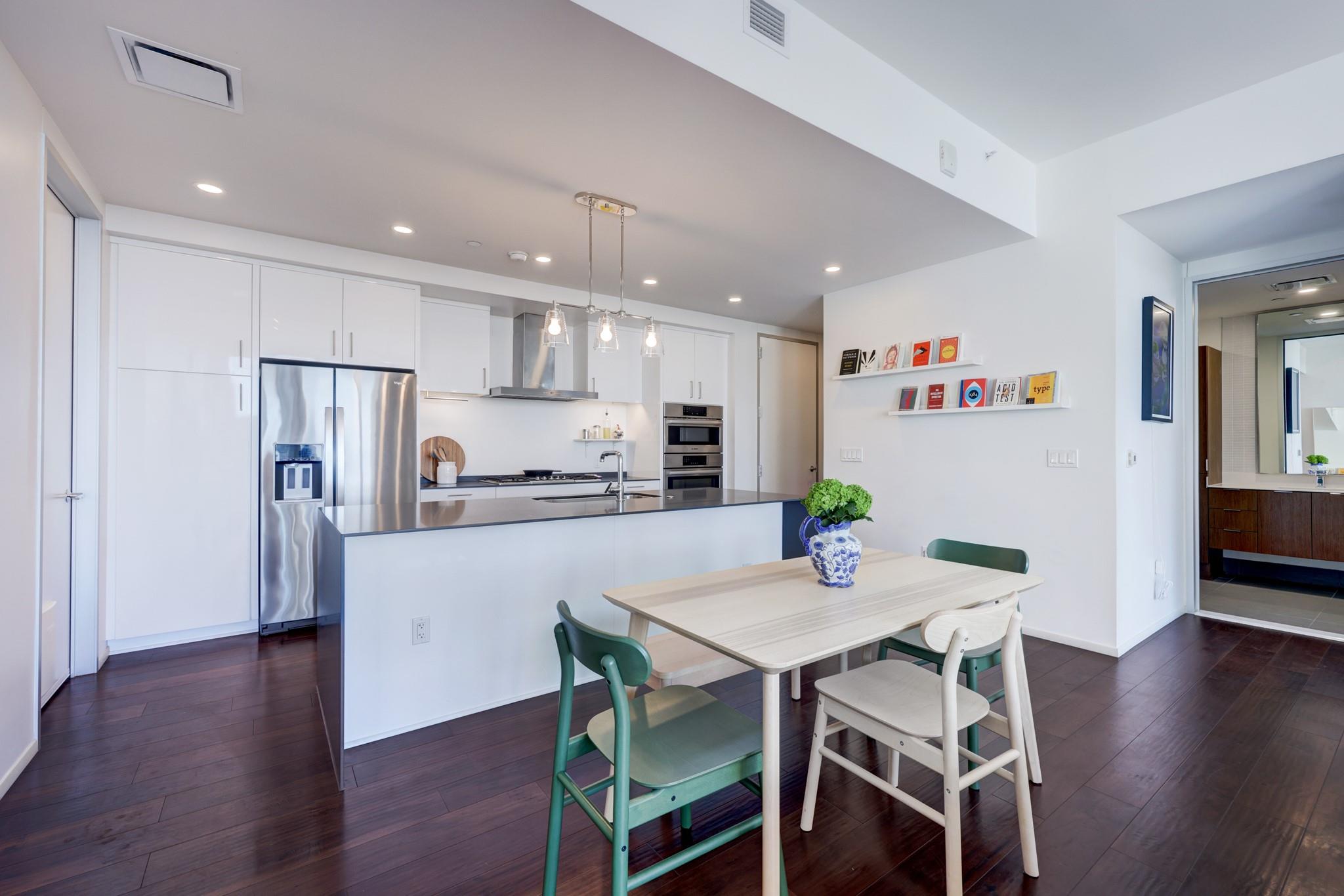 301 West Ave # 1307, Austin TX 78701