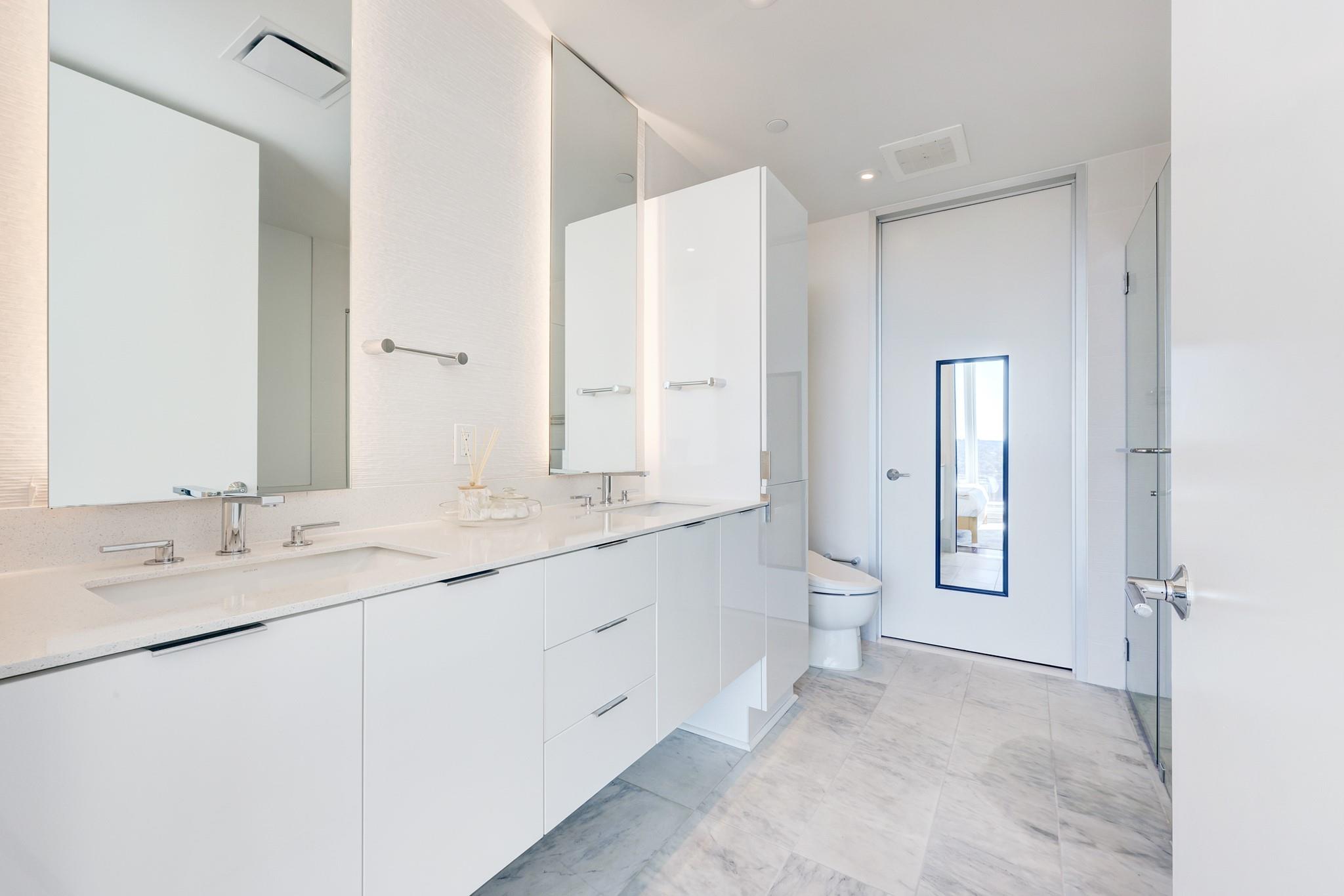 301 West Ave # 1307, Austin TX 78701
