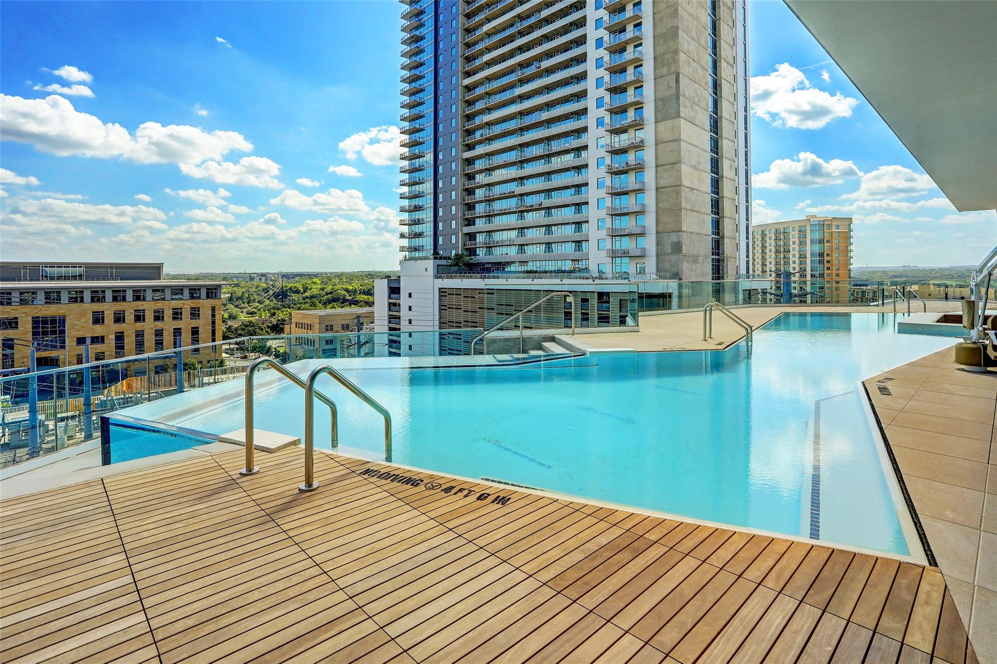 301 West Ave # 1307, Austin TX 78701