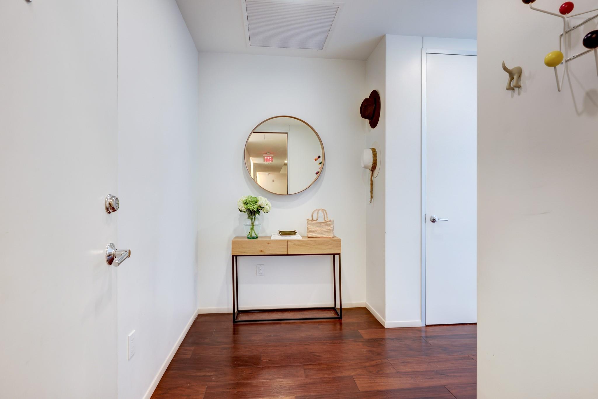 301 West Ave # 1307, Austin TX 78701
