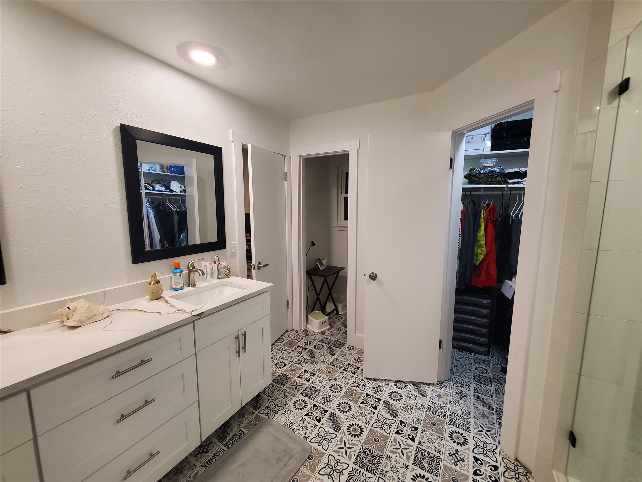 11702 Tanglebriar TRL, Austin TX 78750