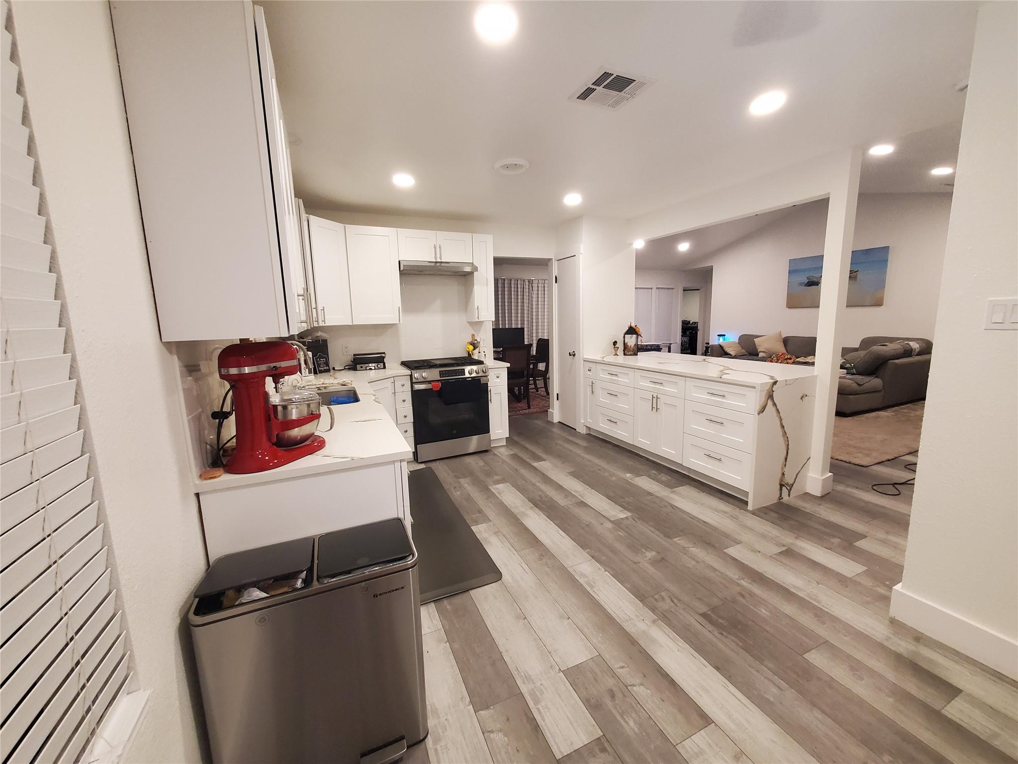 11702 Tanglebriar TRL, Austin TX 78750
