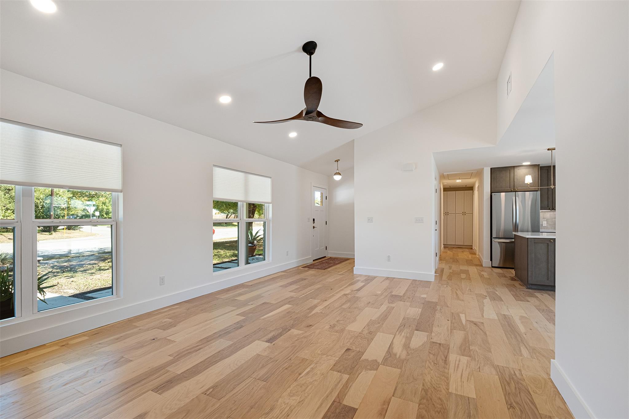 2001 Ohlen RD, Austin TX 78757
