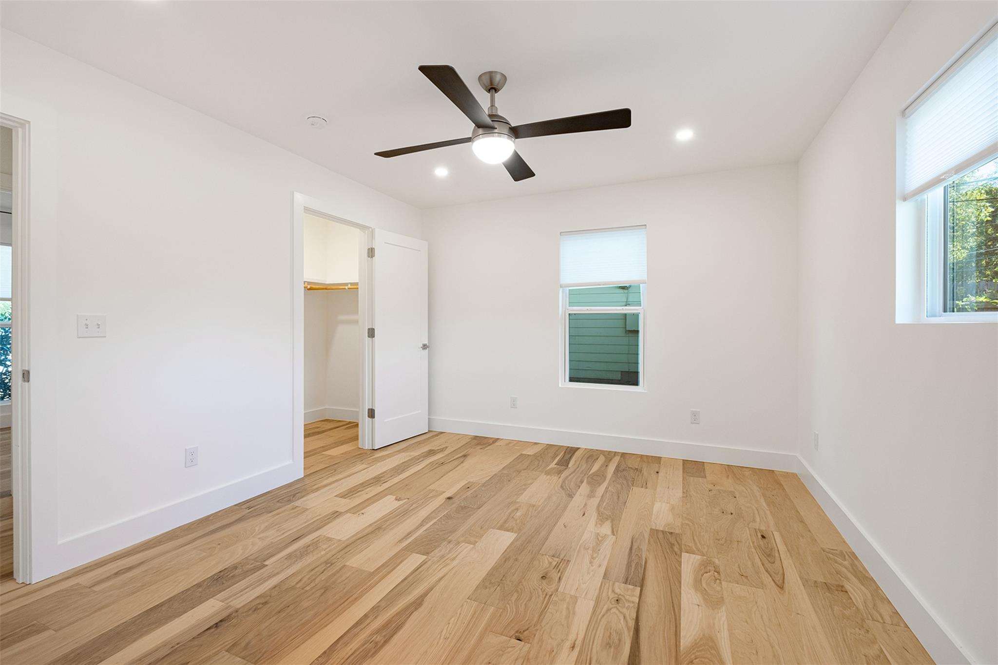2001 Ohlen RD, Austin TX 78757