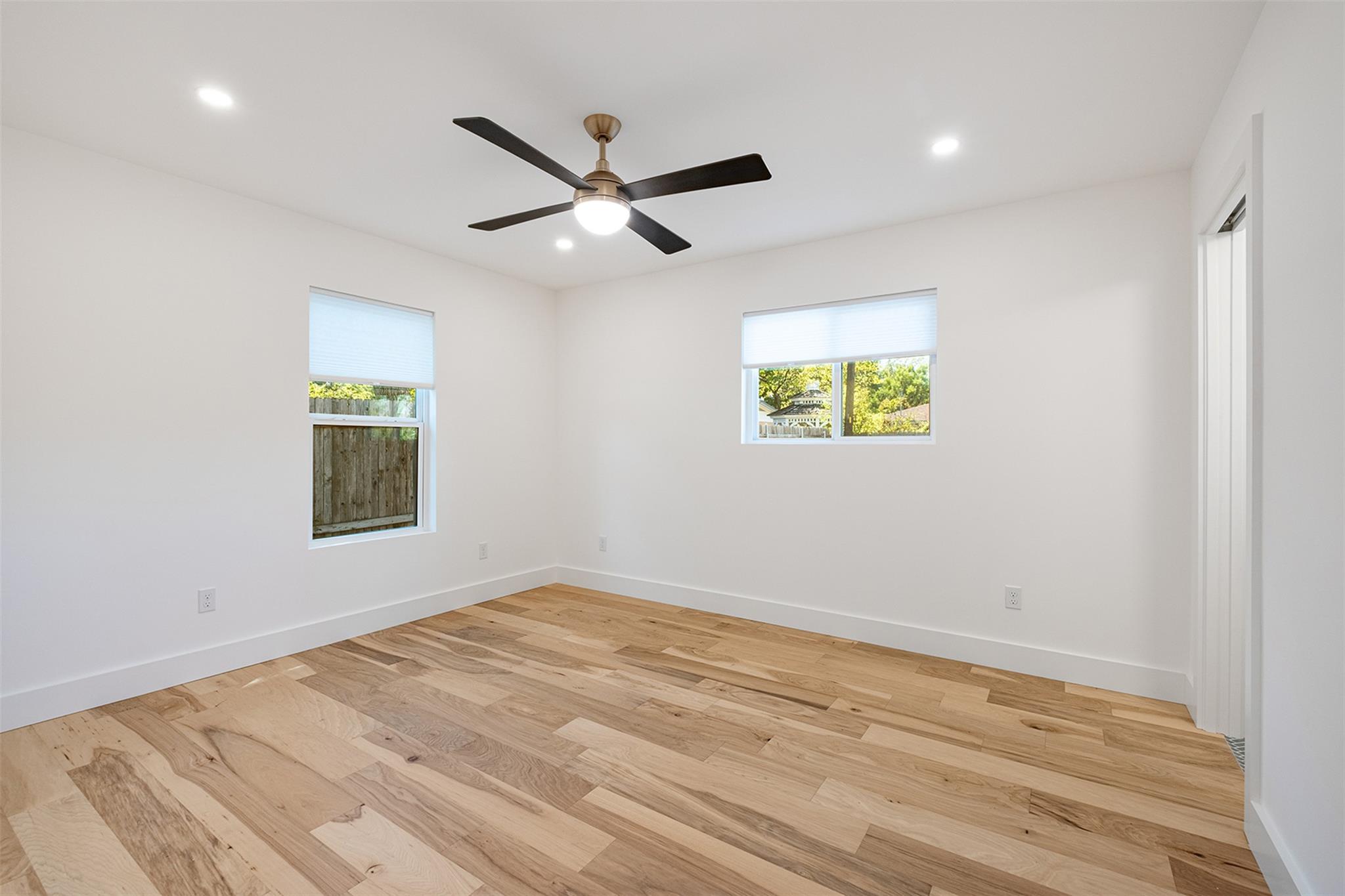 2001 Ohlen RD, Austin TX 78757