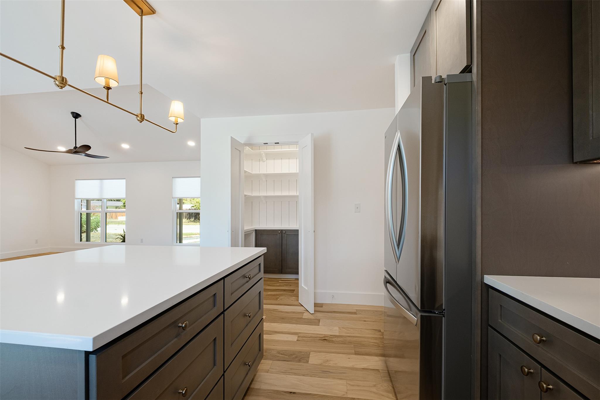 2001 Ohlen RD, Austin TX 78757