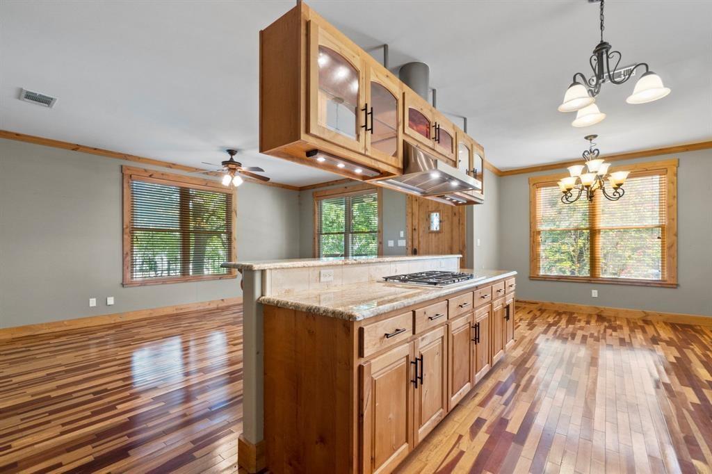 912 E 51st ST, Austin TX 78751