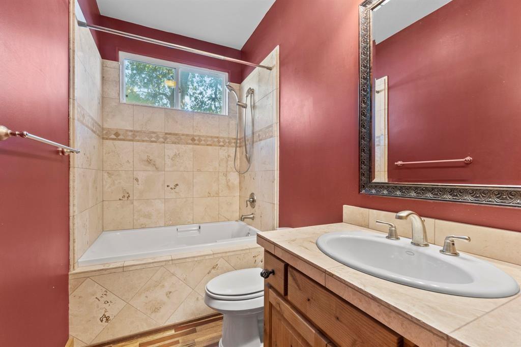 912 E 51st ST, Austin TX 78751