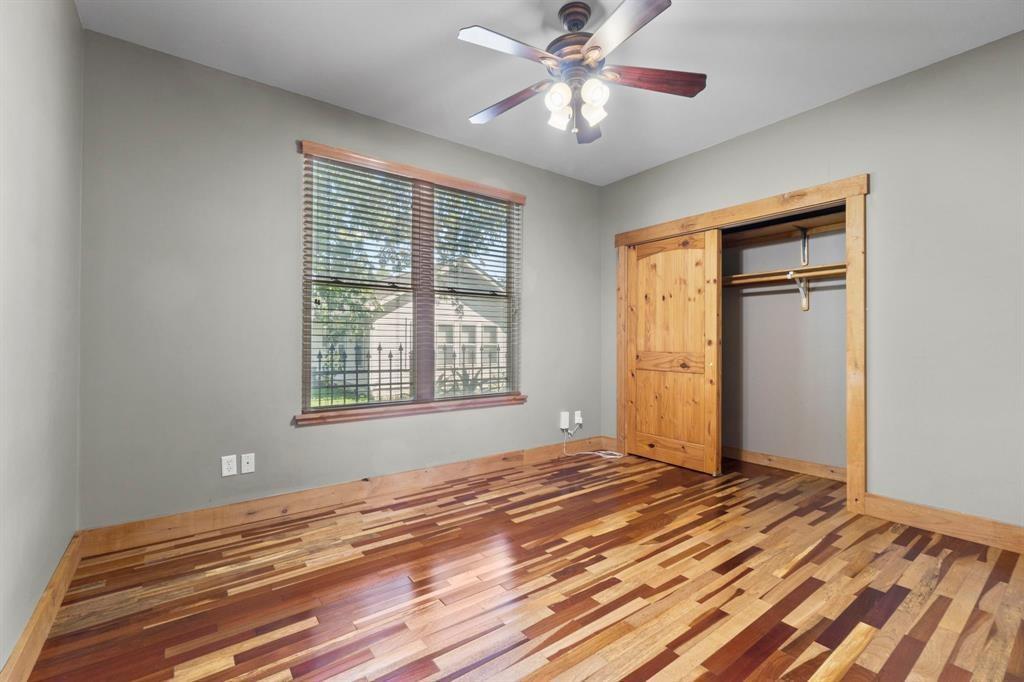 912 E 51st ST, Austin TX 78751