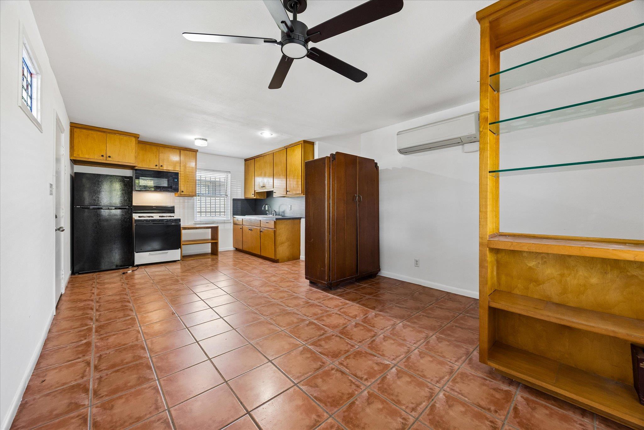 6700 Galindo ST, Austin TX 78741