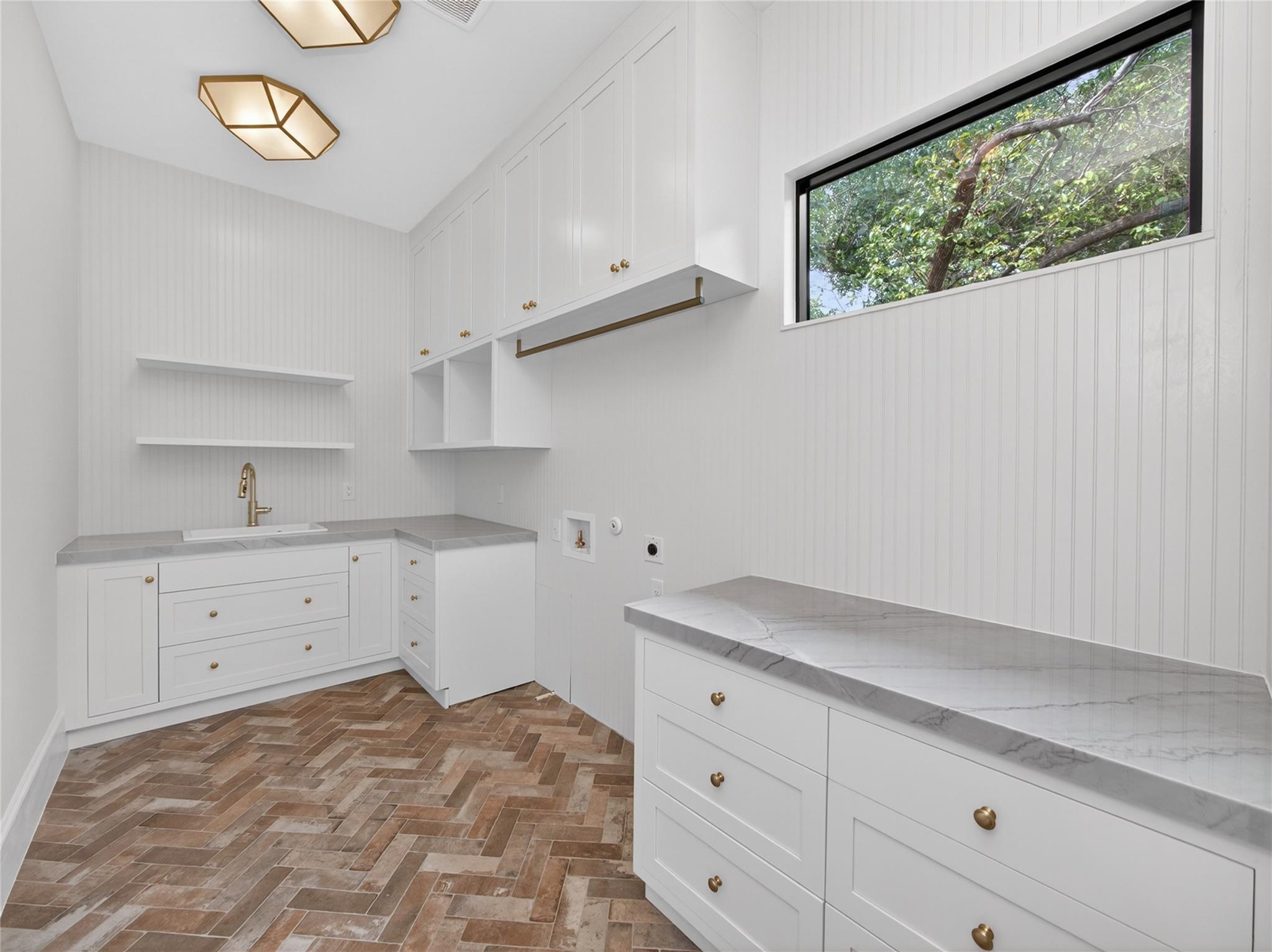 5 Scott Crescent, Austin TX 78703