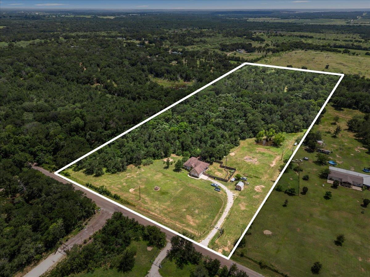 437 Balch RD, Elgin TX 78621