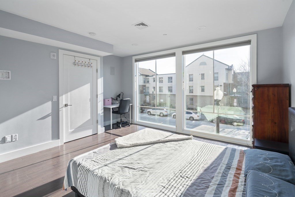 150 W. Broadway # 203, Boston MA 02127 - Photo 18