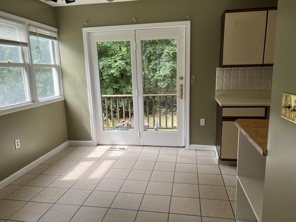 34 Farmland Rd # A, Lowell MA 01850 - Photo 6