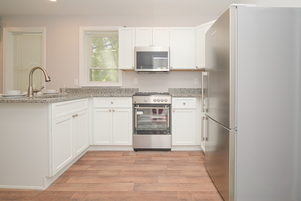 Roxbury 2 beds 1 baths Boston - $3,450