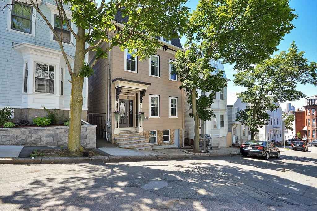 South Boston 5 beds 3 baths Boston - $7,750