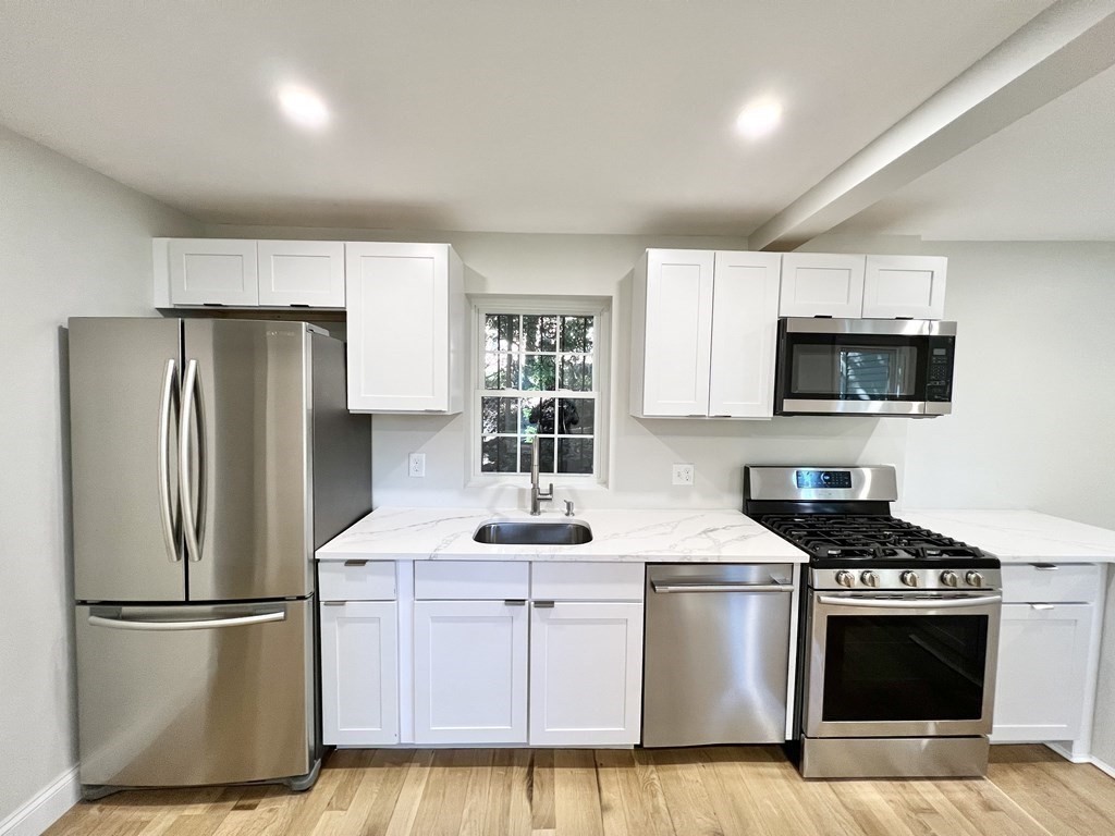 Roxbury 5 beds 2 baths Boston - $4,800